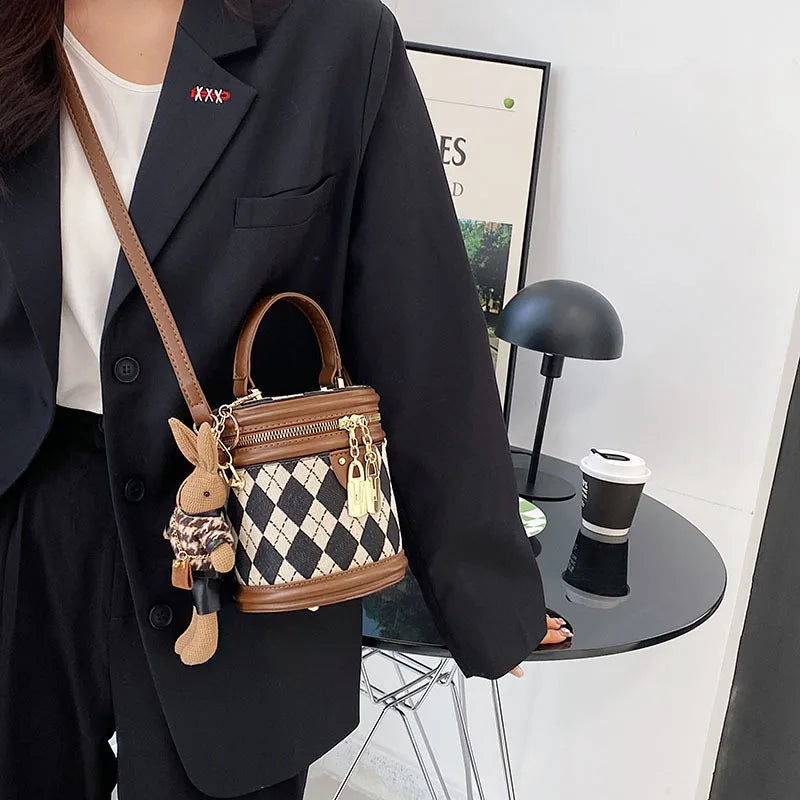 Plaid Bucket Shoulder Bag