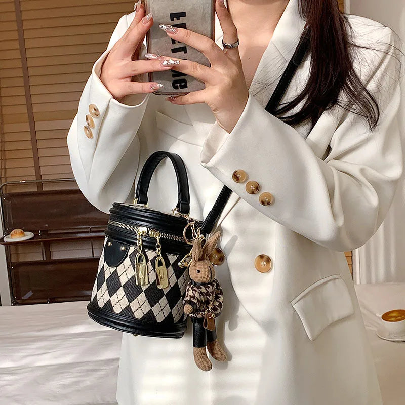 Plaid Bucket Shoulder Bag